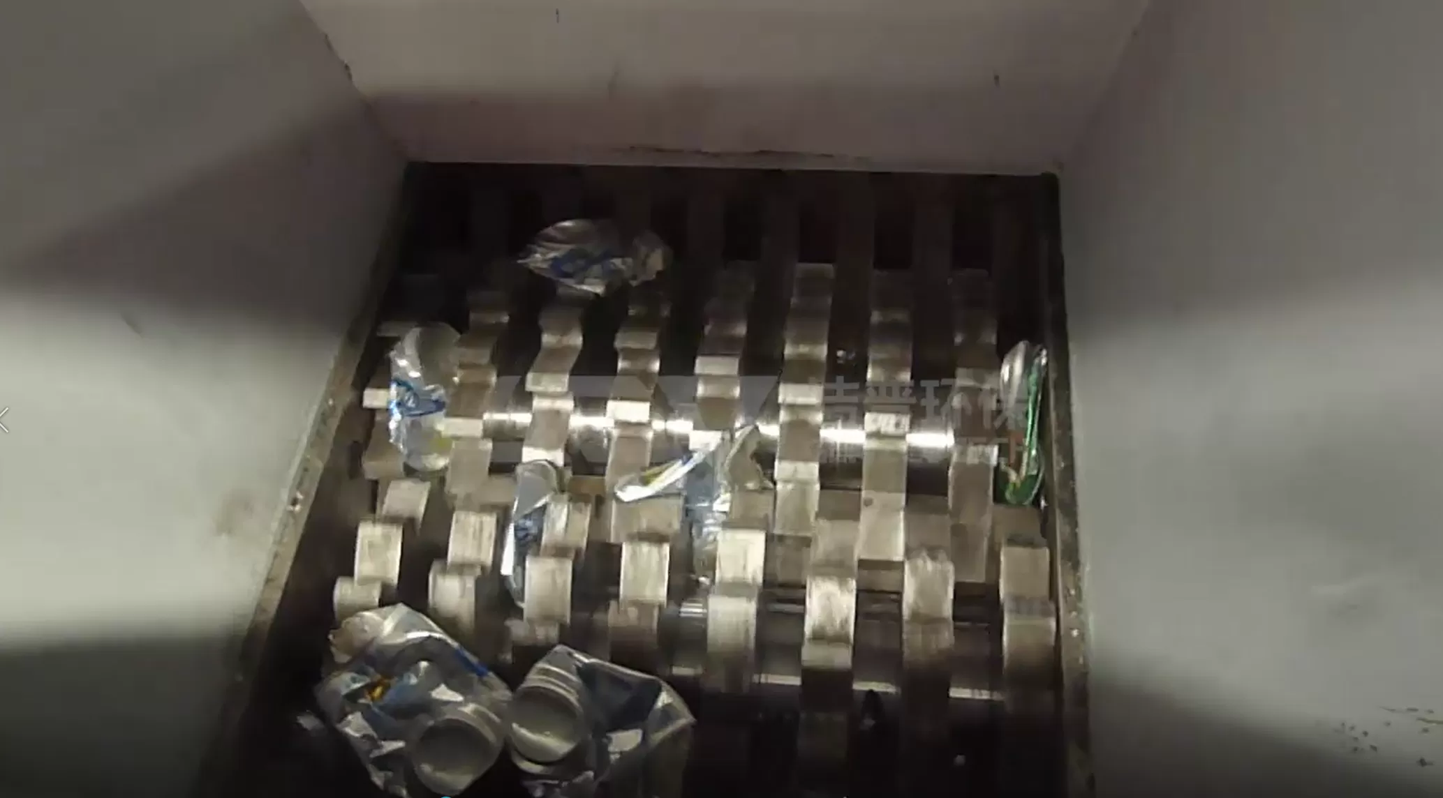 What Machine Is Needed for Shredding Pop-Top Cans?