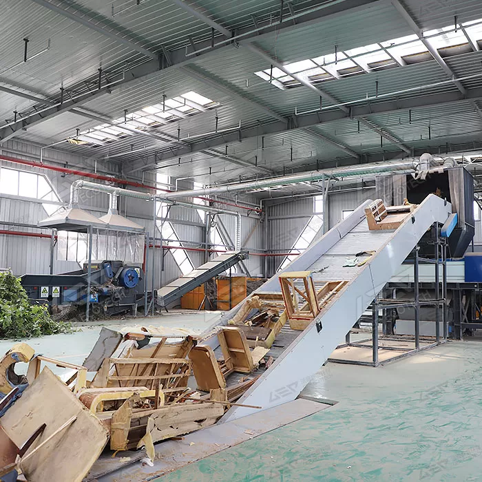 production line equipment for bulky waste and landscaping waste recycling treatment