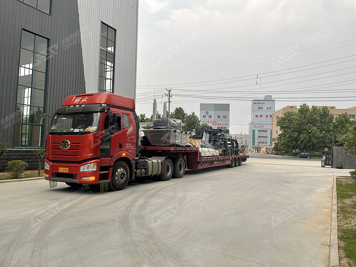 bulky waste shredder system sent to China