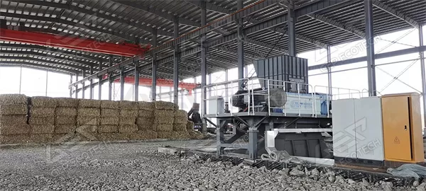 Biomass straw shredding system