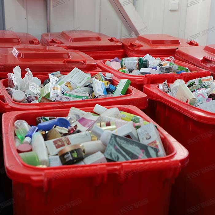 Industrial machine shredder for hospital waste