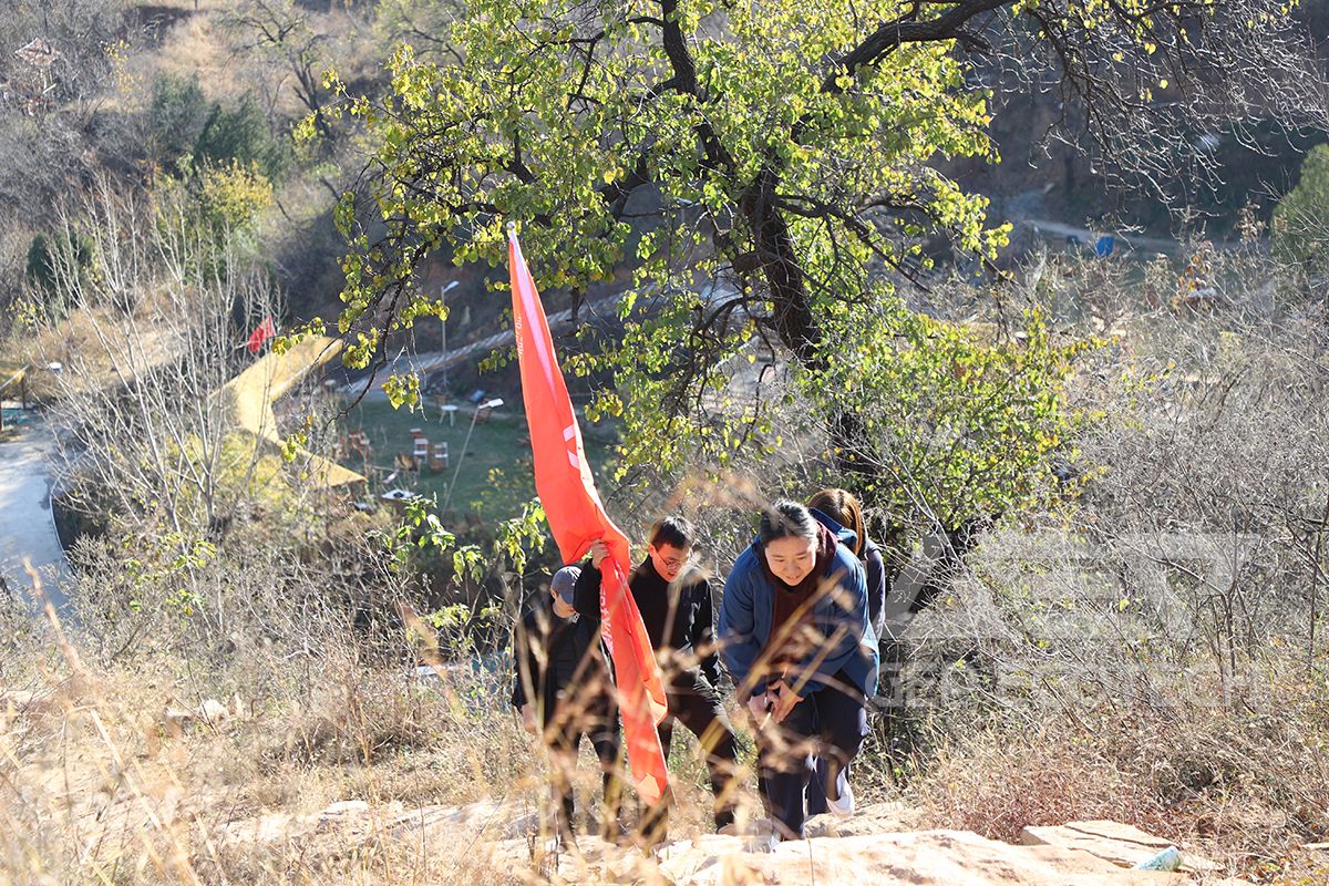 GEP ECOTECH Marketing System Autumn Team Building: Searching for Autumn on the Ancient Road, Gathering Strength to Move Forward