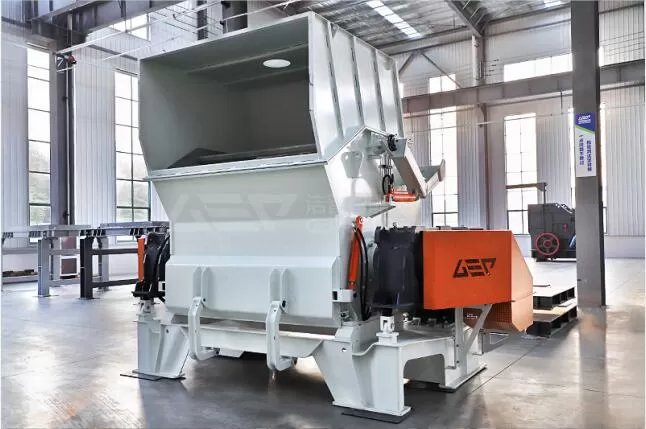 GSE-3 Series European Version Fine Shredder Coming into Market with Honor