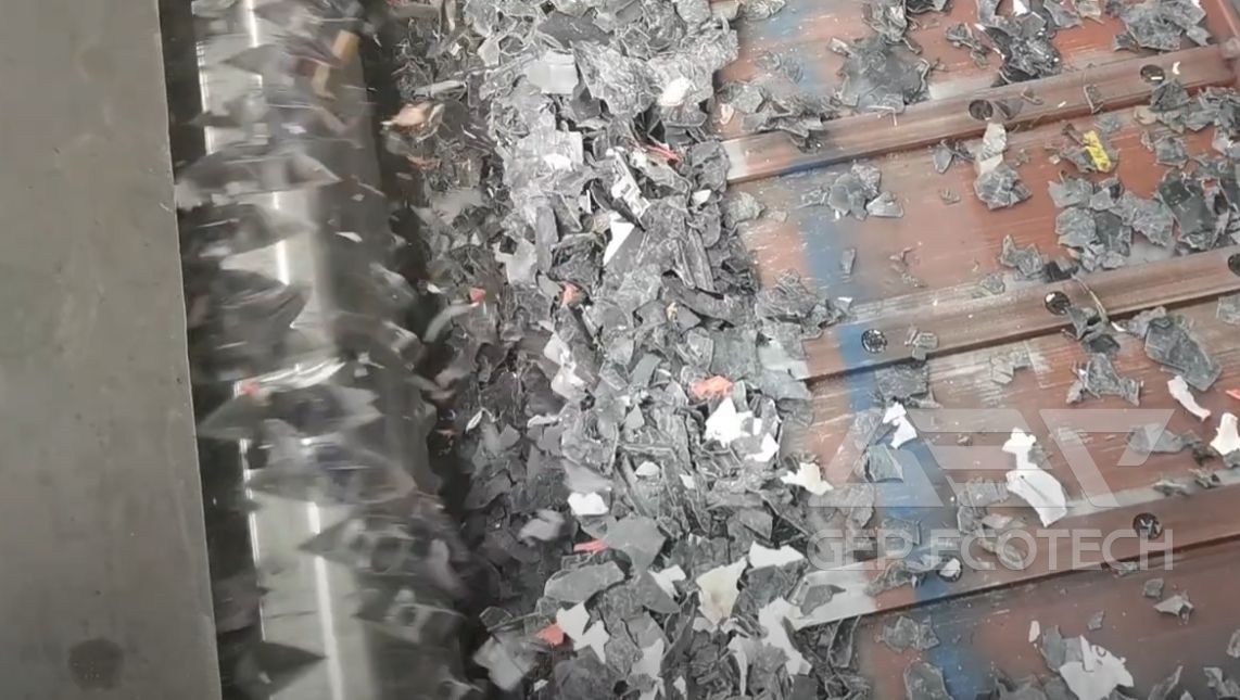 Shredding Municipal Solid Waste into Power Plant Fuel