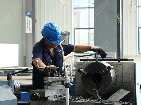 Which Cast Aluminum Alloy Shredder Manufacturer to Find?