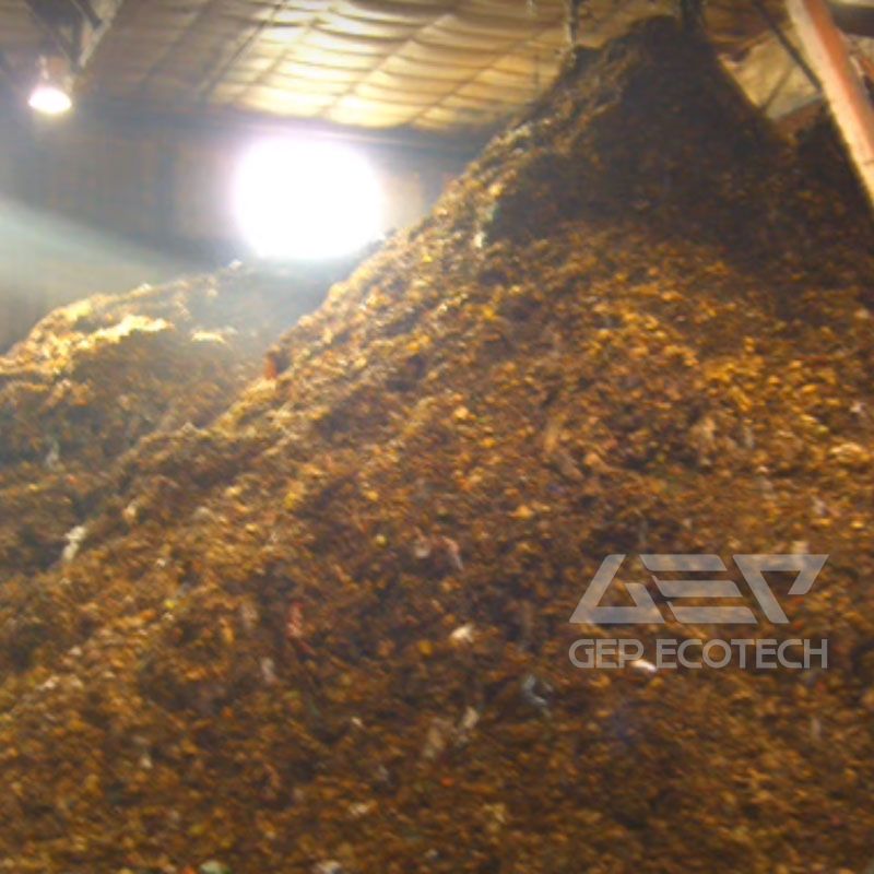 Shredded organic waste 