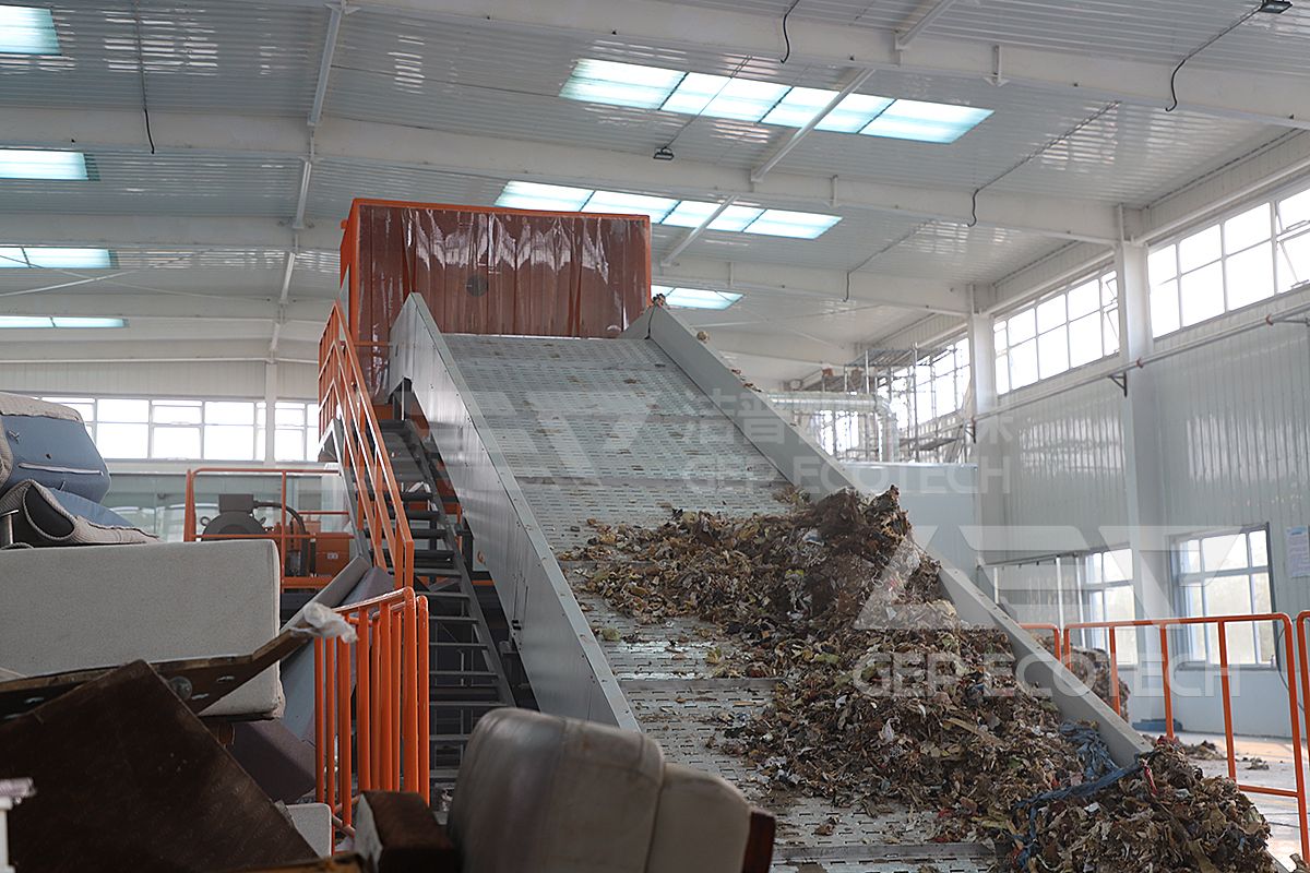 Processing Textile Scrap to Size Reduce With Double Shaft Shredder