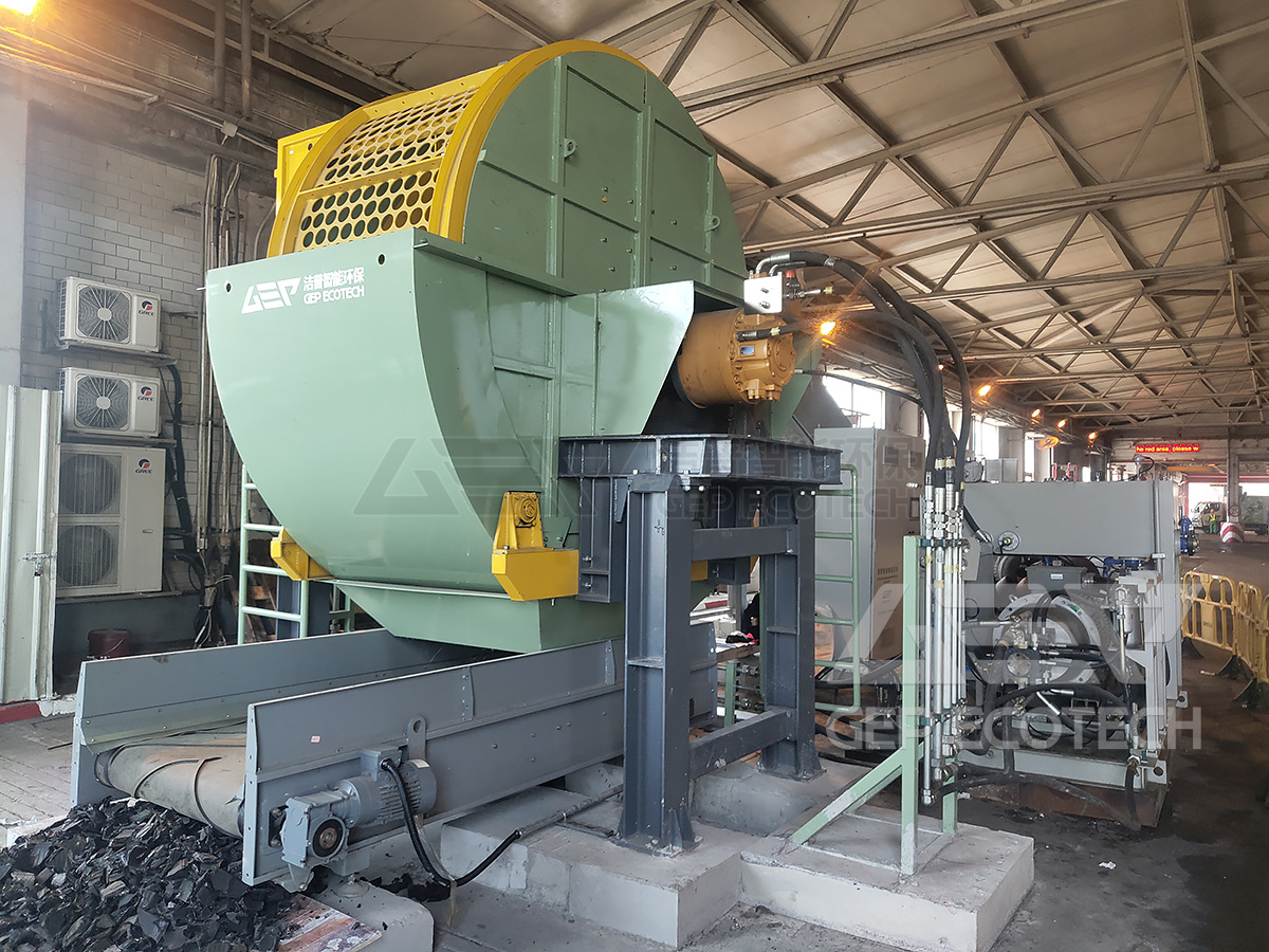 double-shaft waste tire shredder