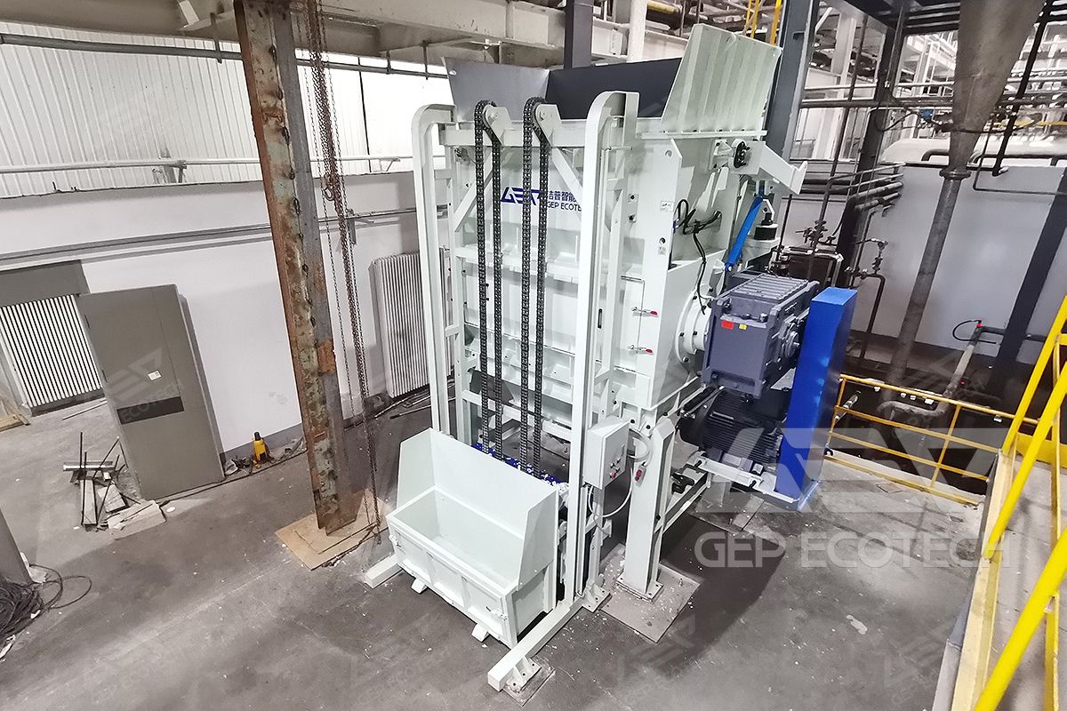 Single Shaft Shredding Machine With Upper Feed