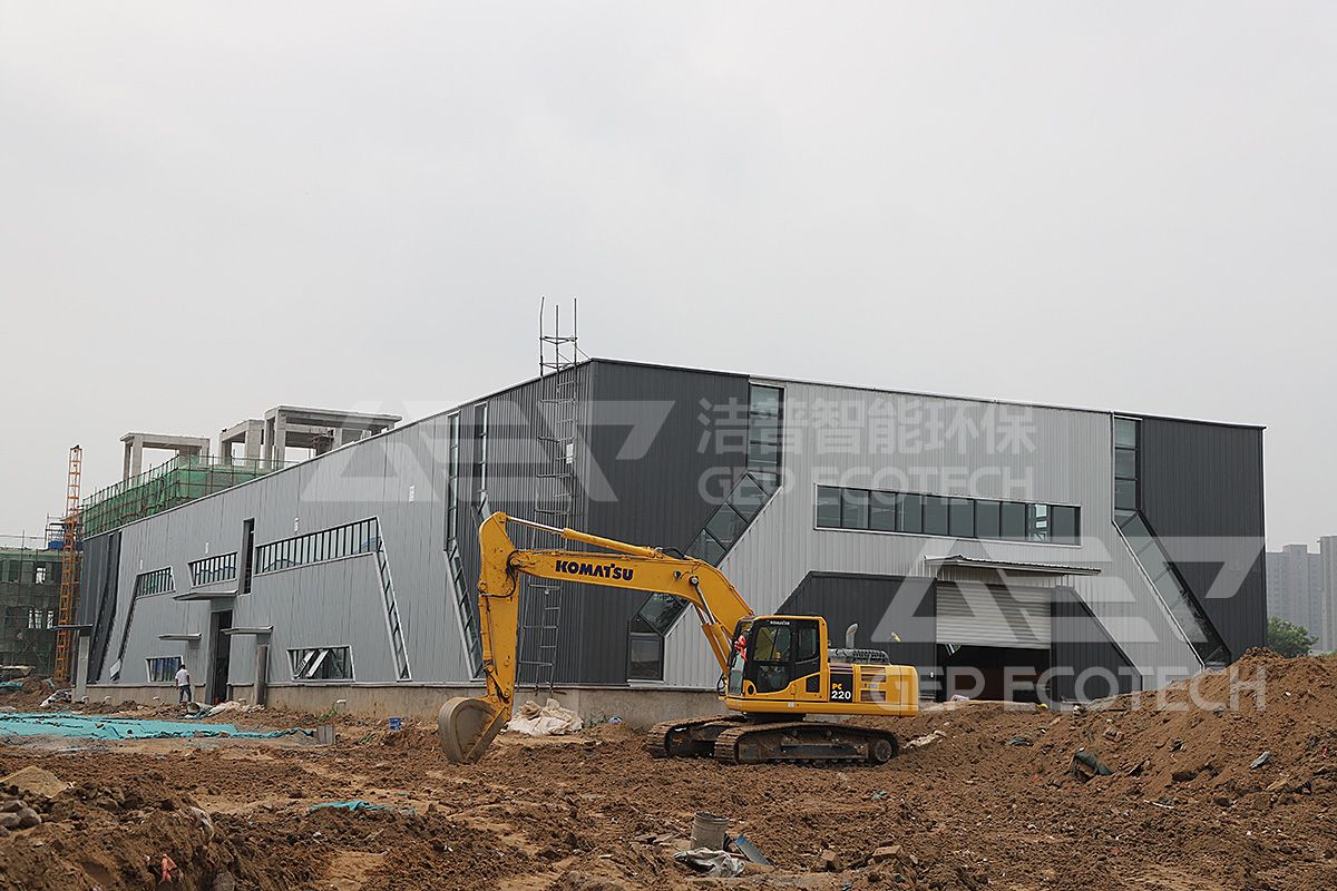 Large garbage sorting station under construction