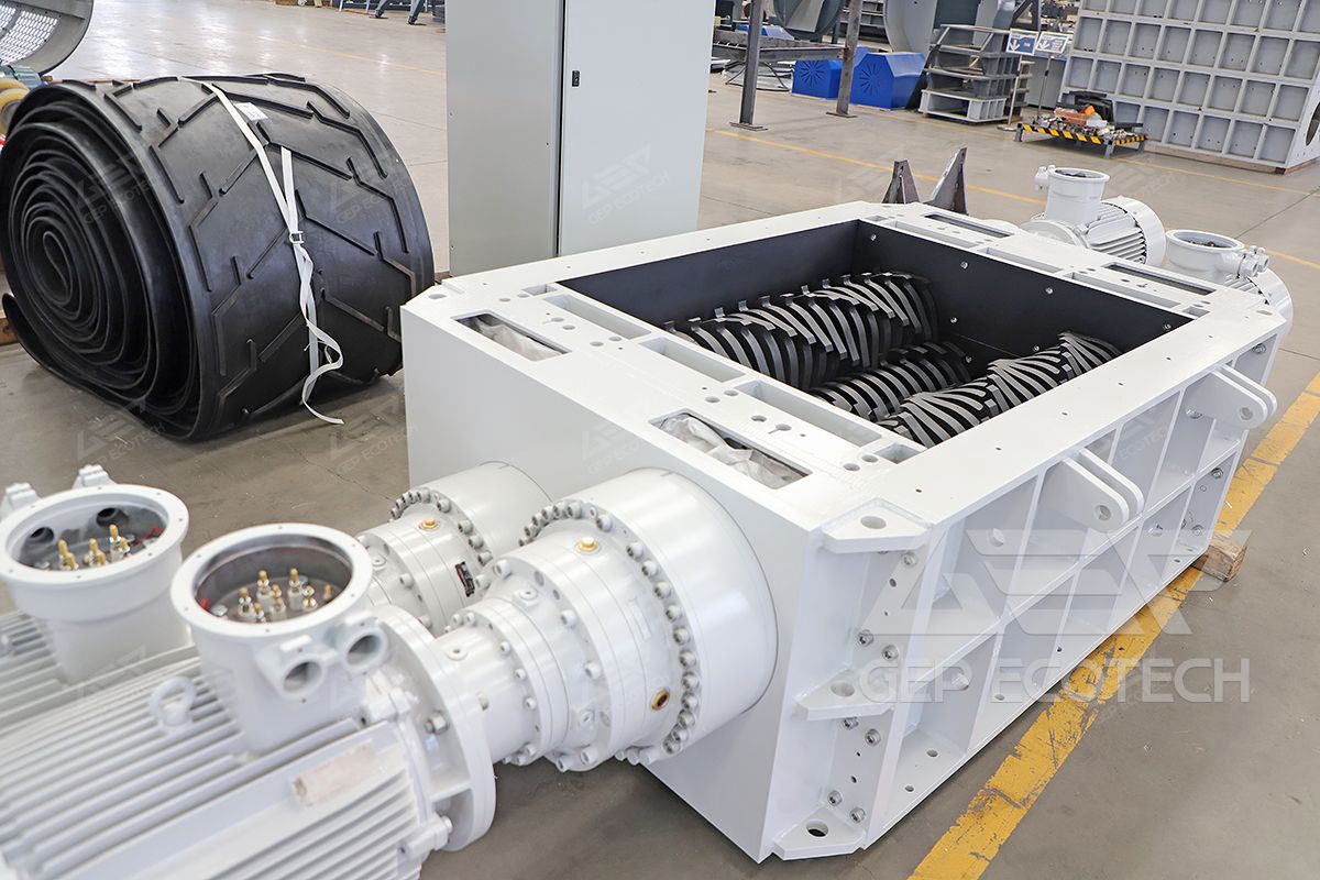 four shaft shredder
