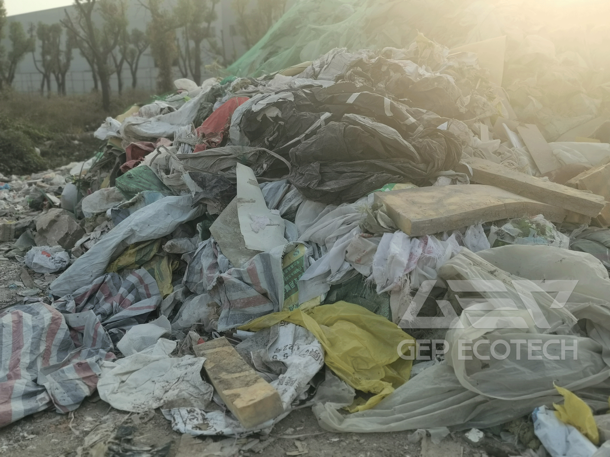Light Materials From Decoration Waste Can Be Transformed Into Fuel in Seconds