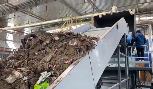 Landfill Waste Shredding in Zhengzhou, China