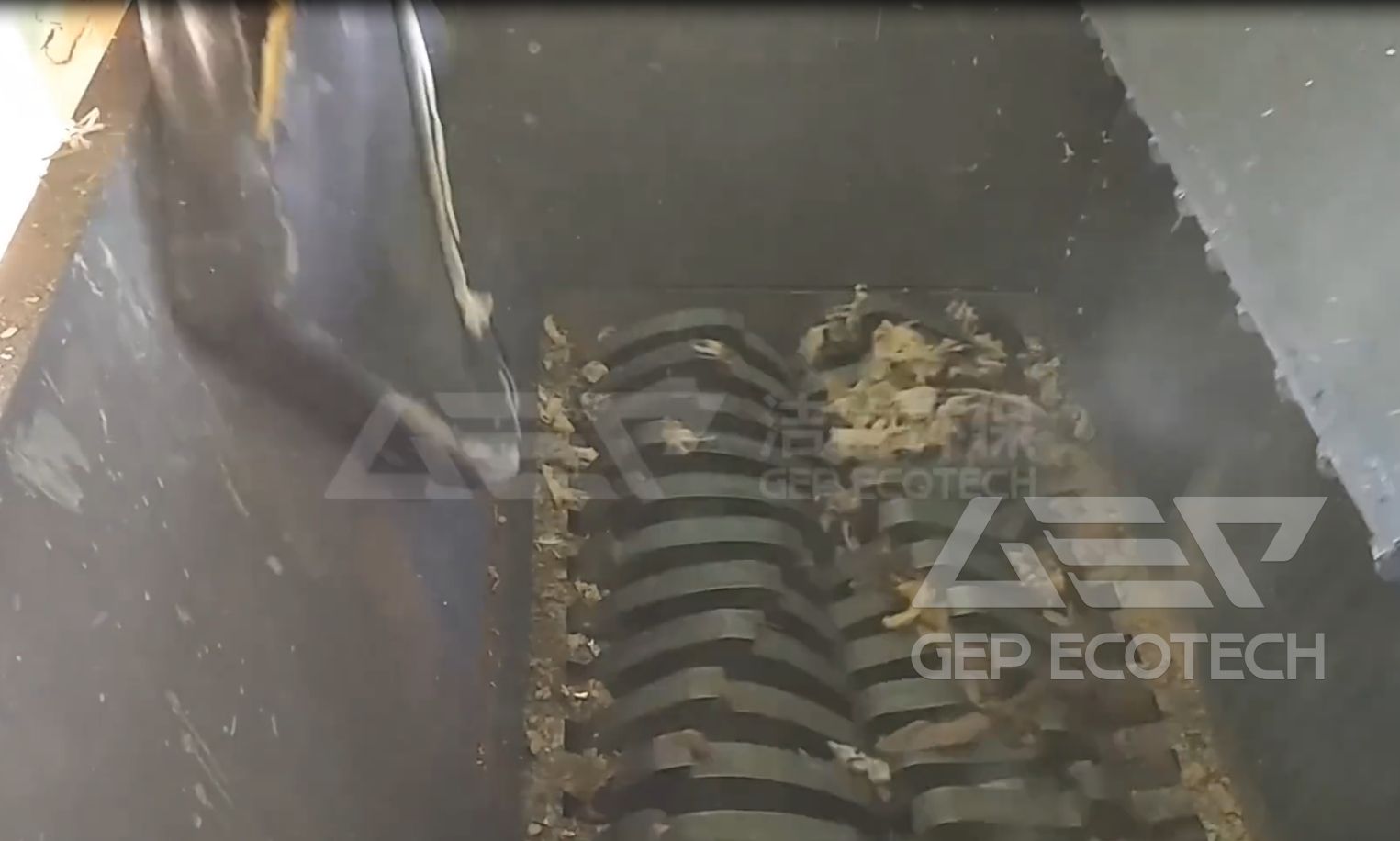 Shredding Municipal Solid Waste into Power Plant Fuel