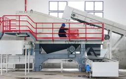 First Comprehensive Waste Sorting Center in Wuhan's Huangpi District to Launch Soon