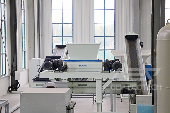 Double-Shaft Waste Tire Shredder