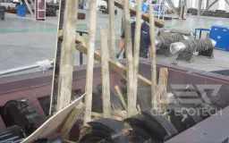 Wood Pallets Pre-Shredding Machine