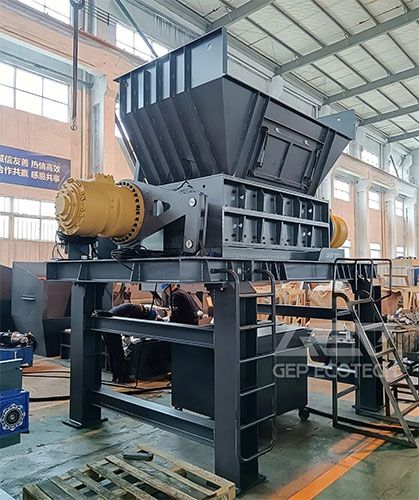 Primary Size-Reduction of Cu/Al Radiators & Cables? Go with a Hydraulic Dual-Shaft Shredder