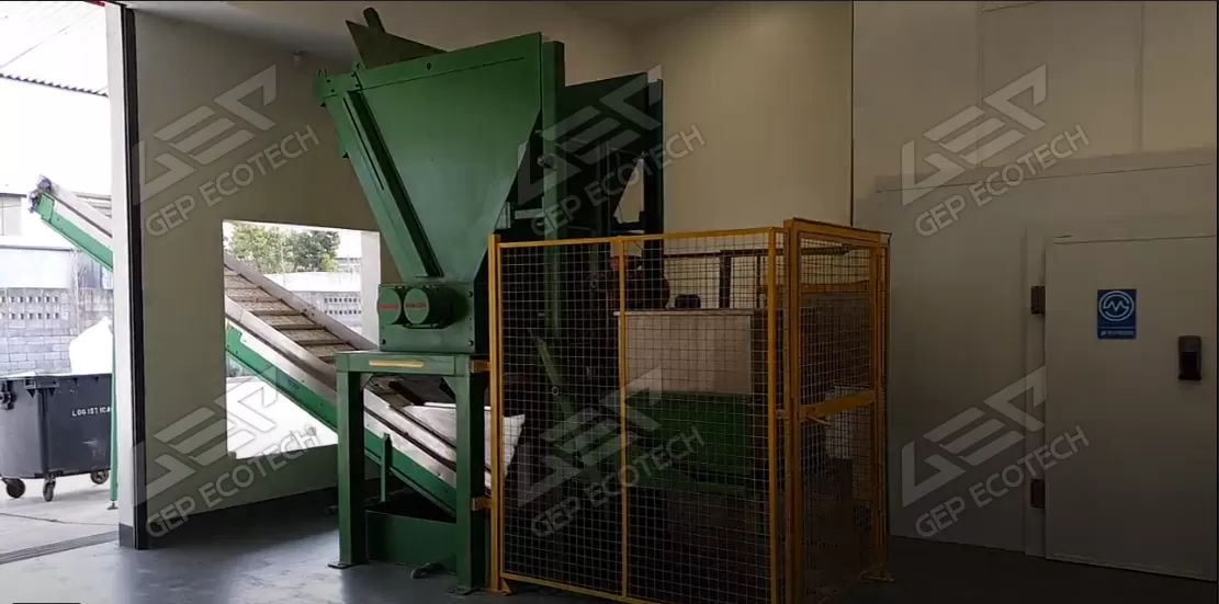 Hospital waste shredder machine for waste management