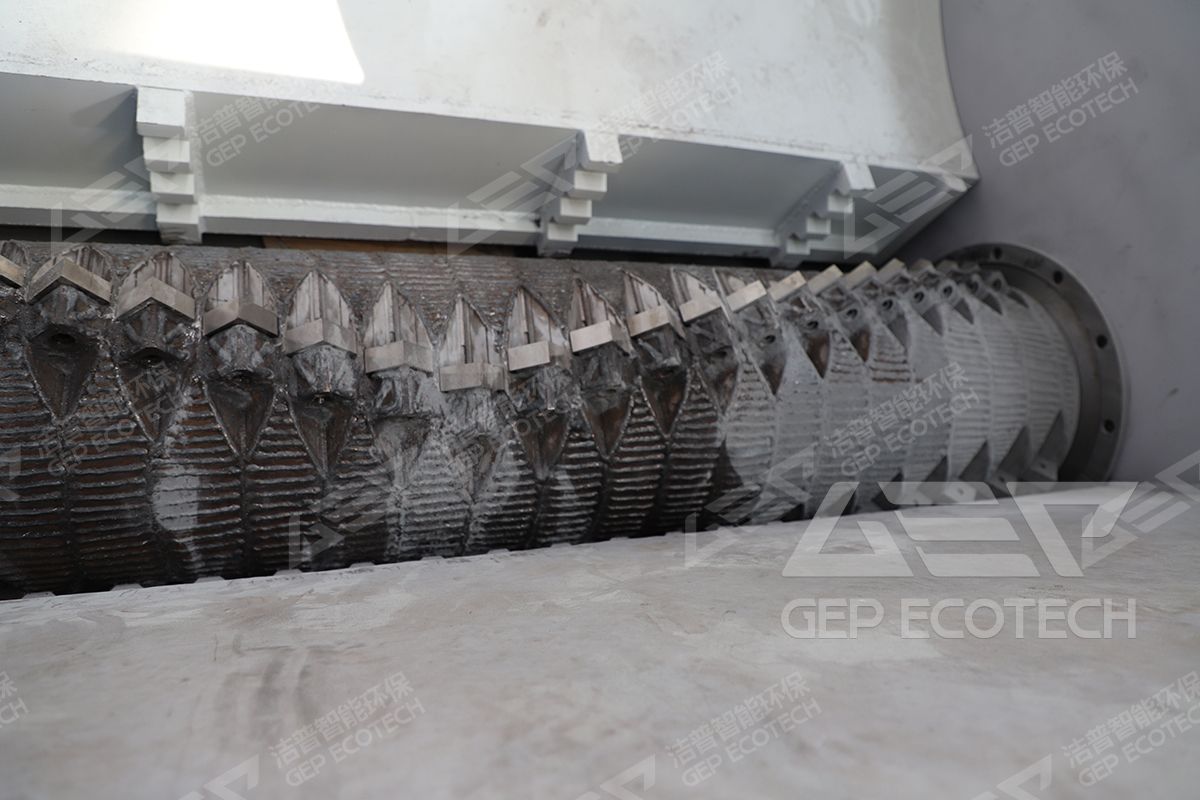 Shredder for Glass Reinforced Plastic (GRP)