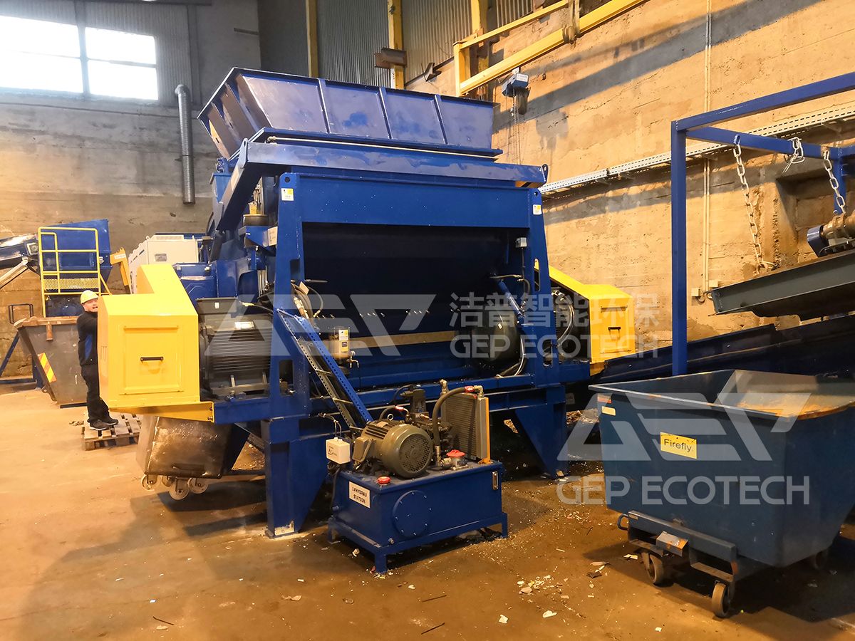 Shredding Plant for Recycling Polyurethane in Korea