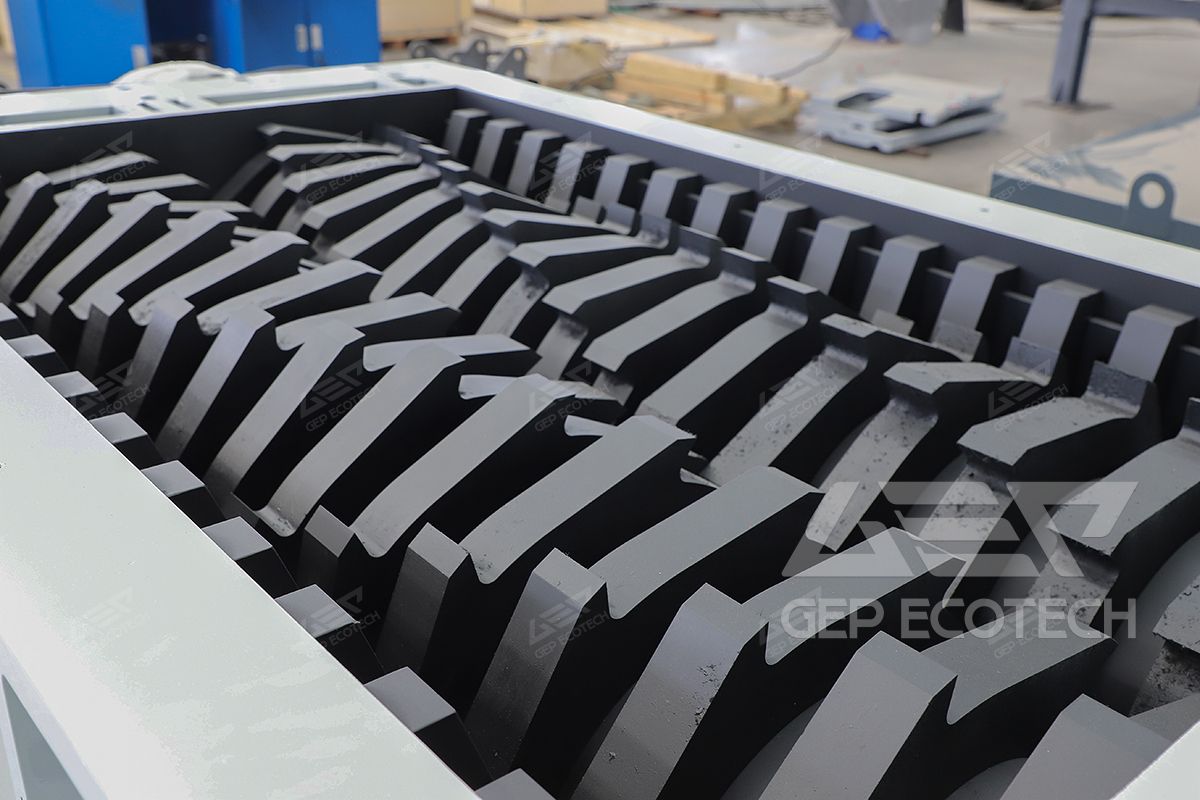 Shredders for Shredding Waste Lamb Skins from Meat Factories