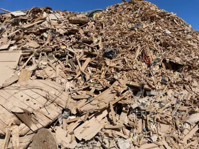 Shredder for Waste Wood Contaminated with Iron